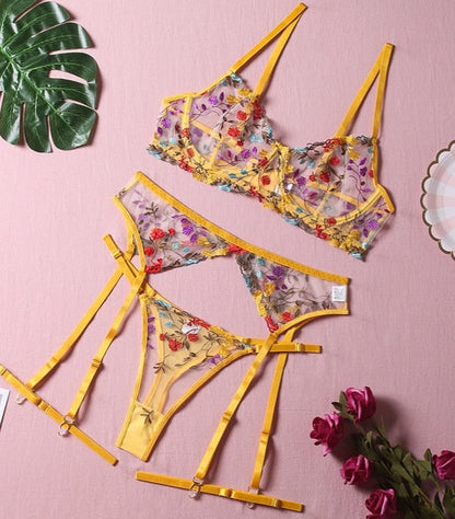 Daisy | Exquisites 3-teiliges französisches Stickerei-Dessous-Set