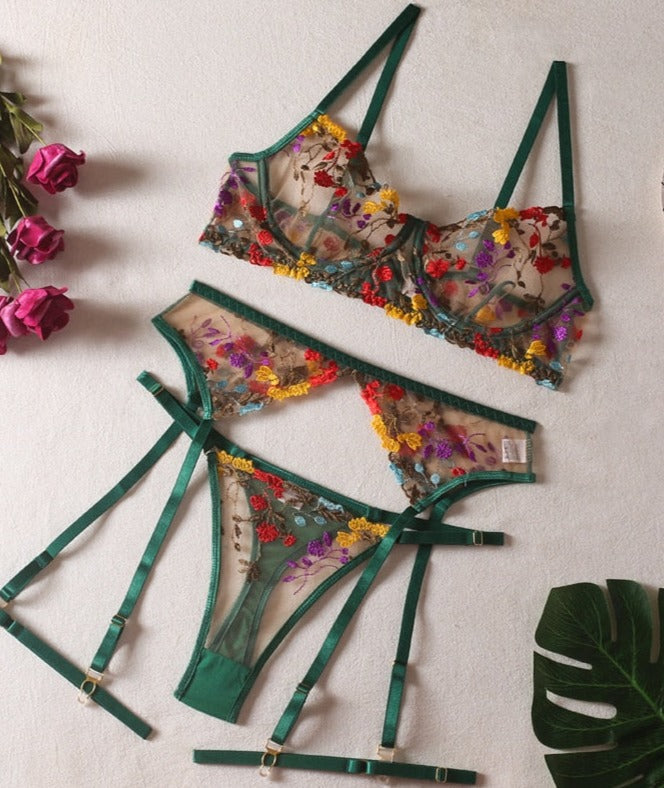 Daisy | Exquisites 3-teiliges französisches Stickerei-Dessous-Set